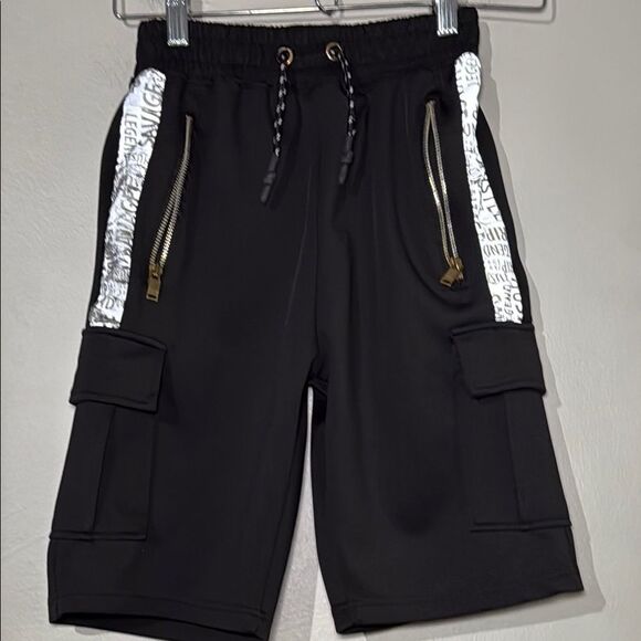 Black Cargo Shorts size 10/12 - Picture 3 of 10